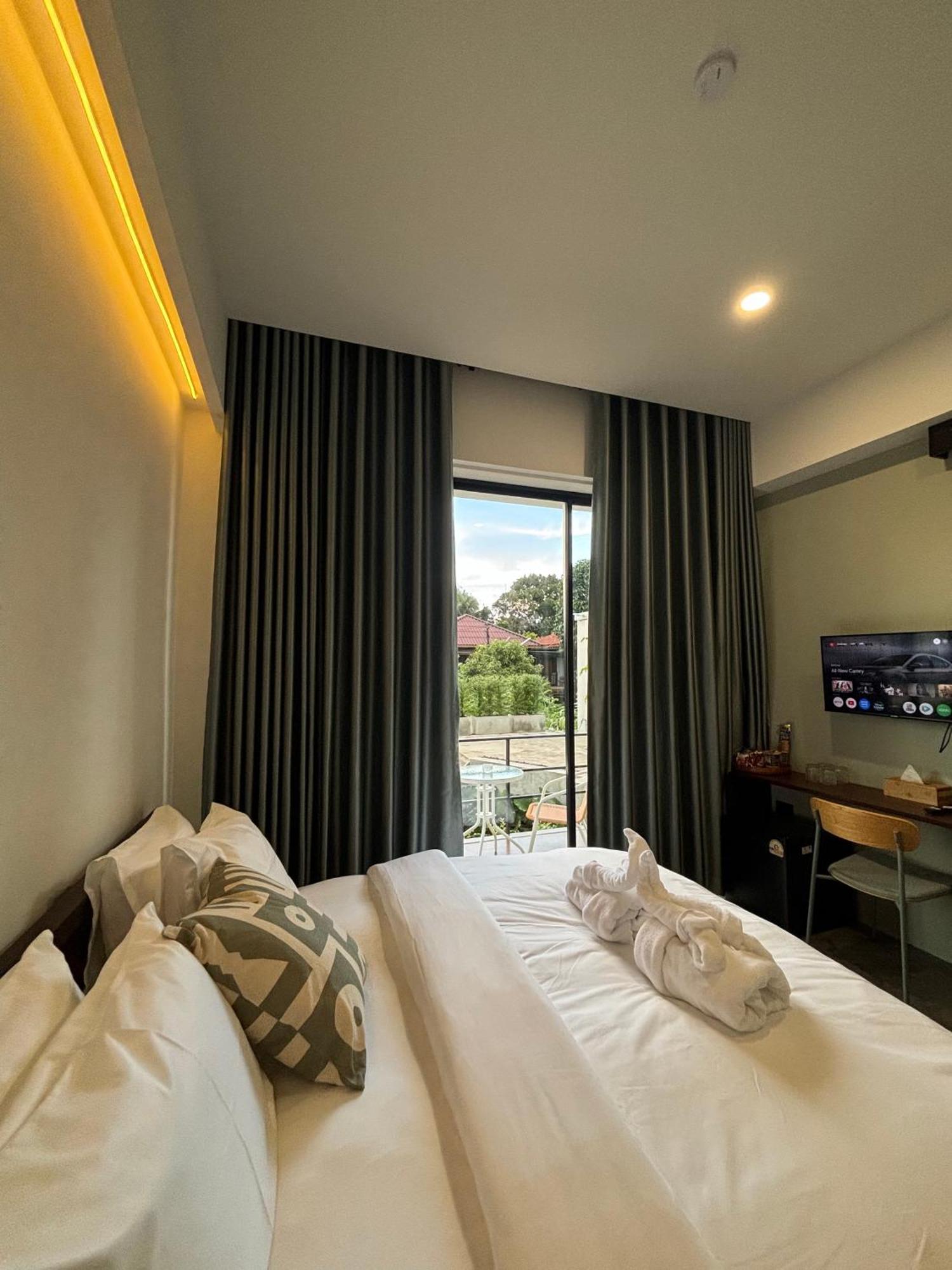 The Episode Boutique Hotel Surat Thani Exterior photo