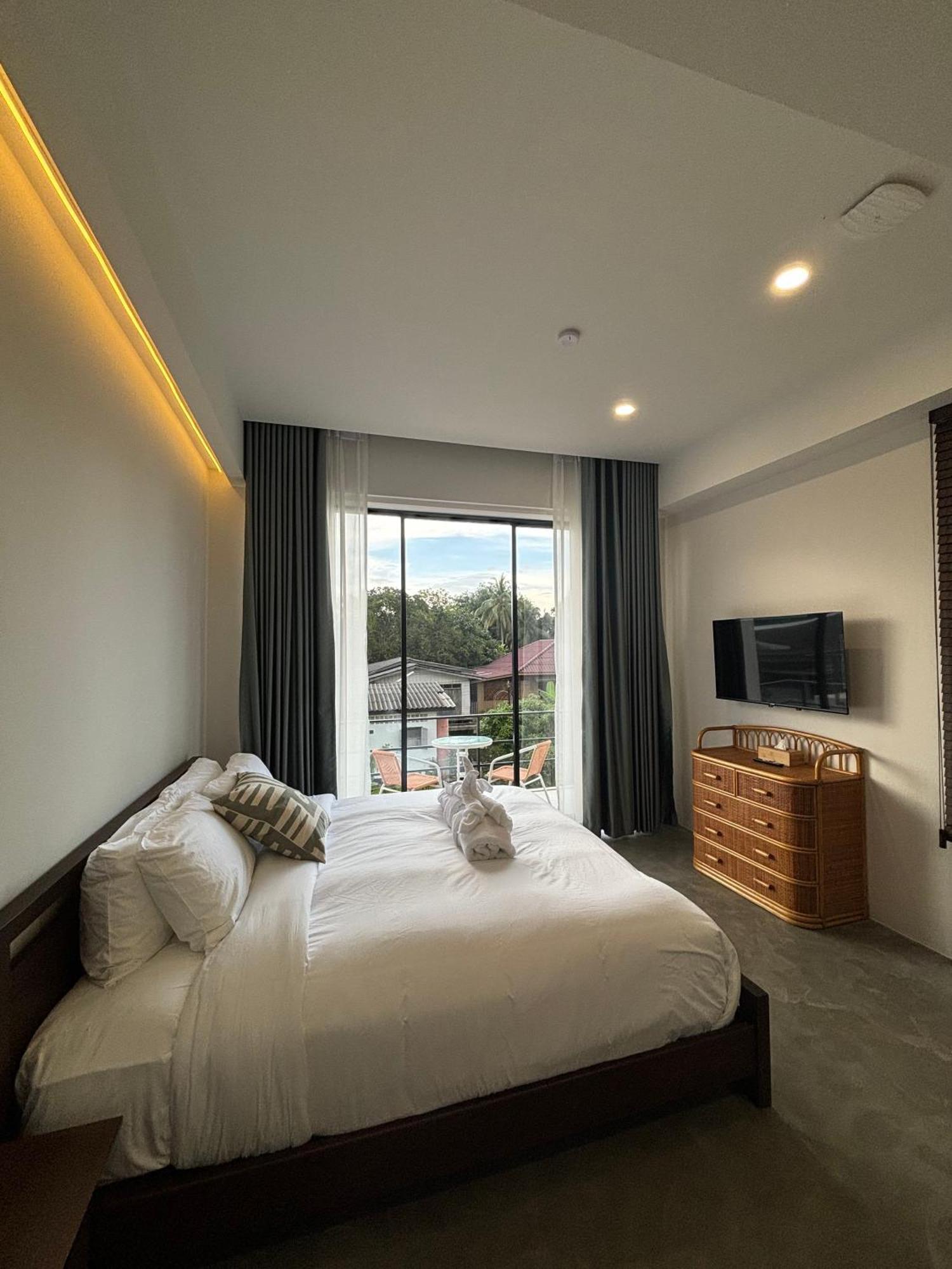 The Episode Boutique Hotel Surat Thani Exterior photo
