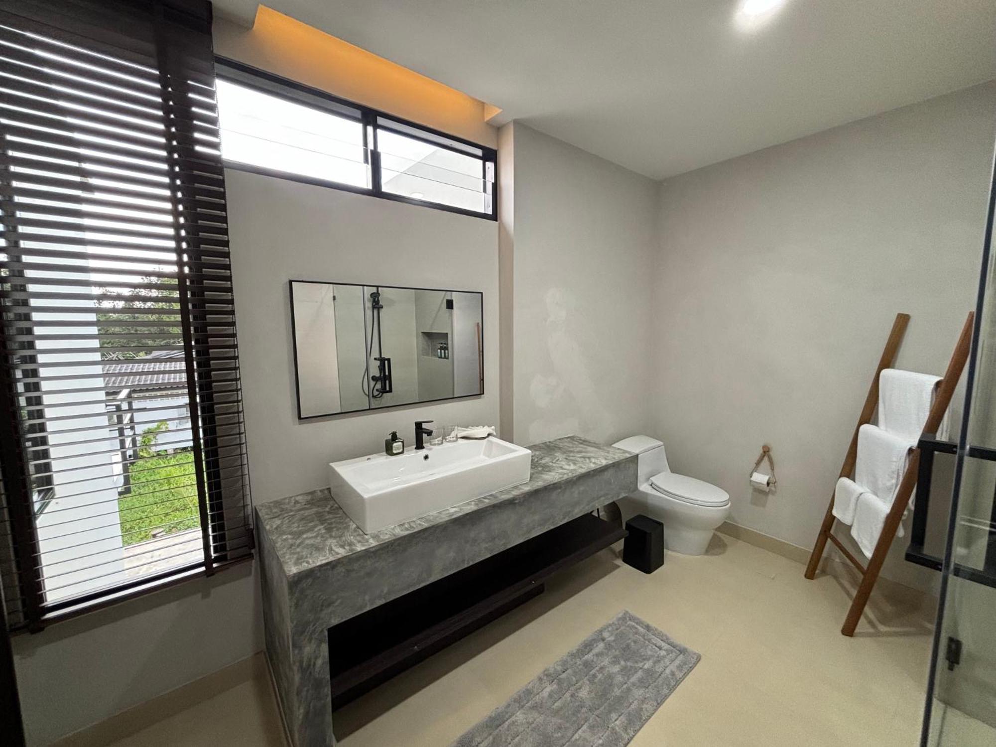 The Episode Boutique Hotel Surat Thani Exterior photo